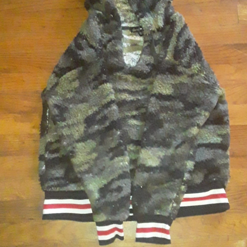 Teddy army print cropped hoodie